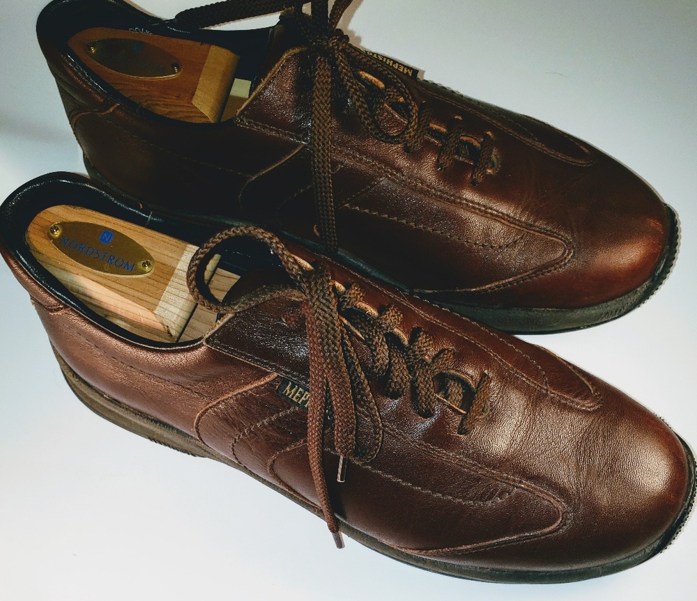 [Mephisto ] Shoes size 8,5 US 100% leader.